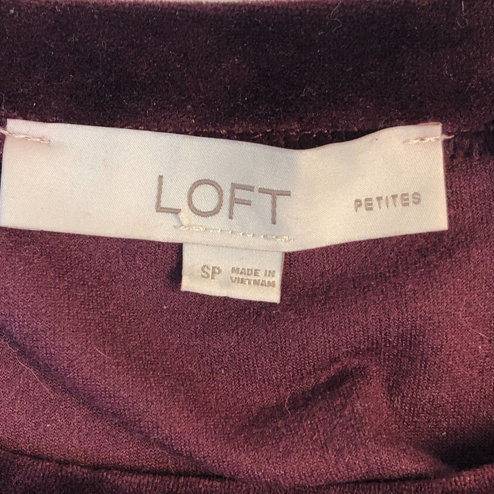 Loft Womens Velour LS Sweatshirt Pullover Burgundy Small Petite Whimsigoth‎ Cozy - Picture 6 of 7